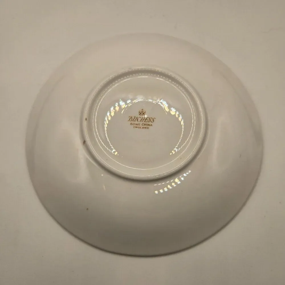 Vintage Duchess Bone China Tea Cup Saucer Set Pink Floral Gold Trim Made In Engl